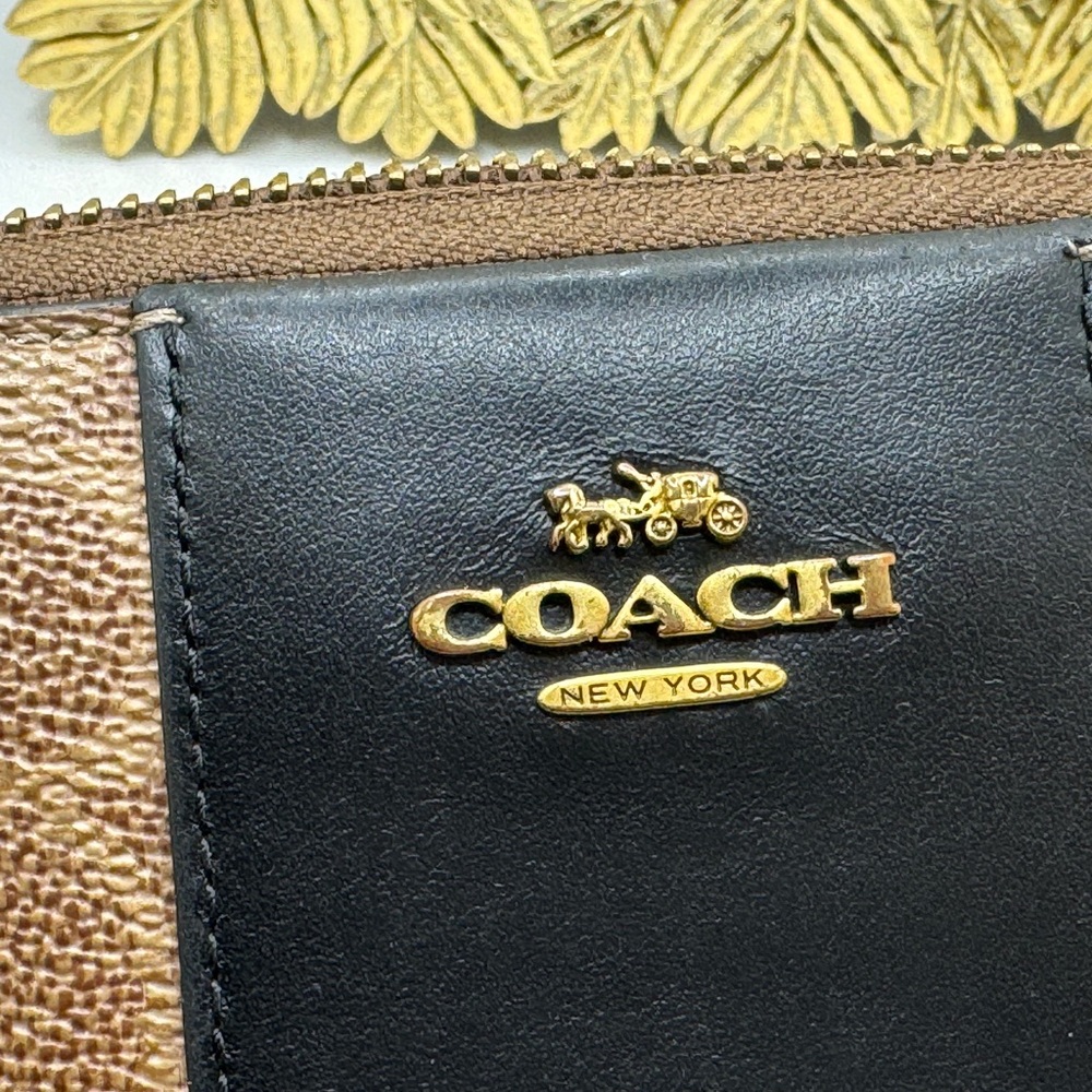 Coach Zip Around Monogram Coated Canvas Leather Brown  Wallet - Picture 9 of 10